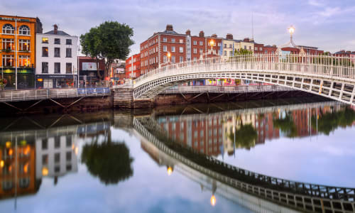Ha'penny Bridge Dublin, Ireland