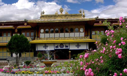 Norbulingka Park Lhasa