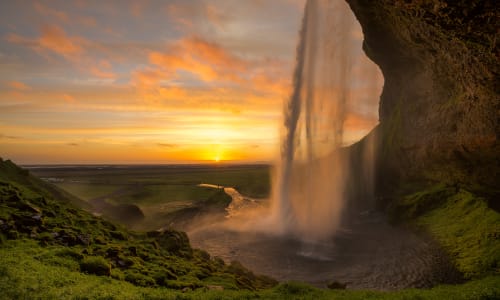 South Coast tour: Seljalandsfoss and Skogafoss waterfalls Iceland