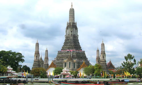 Wat Arun (Temple of Dawn) Thailand
